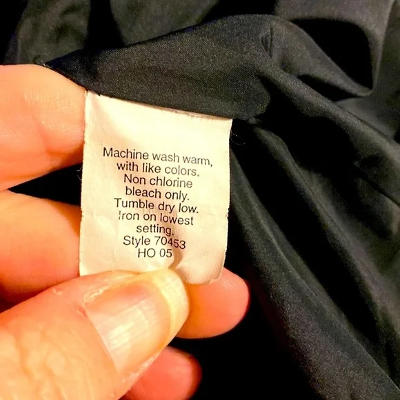 EUC J. Crew Puffer Vest, Black, Down filled,Fully Lined, Minimalist,Sz L,Unisex - Picture 4 of 15